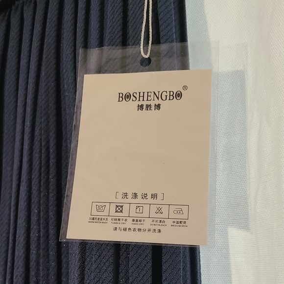 Blue Wide Leg Pleated Pants - Picture 6 of 6